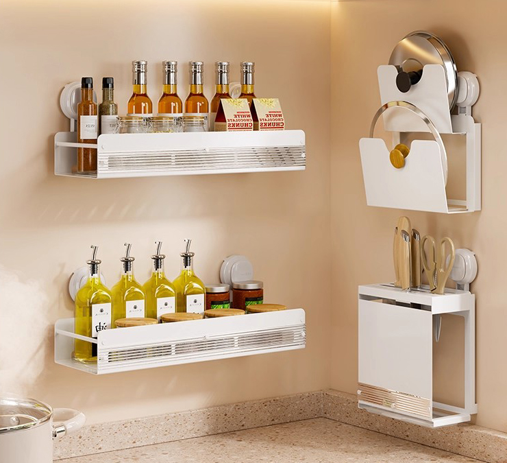 Köksbänkskivor är alltid rörigt? Hur mycket utrymme kan du spara när du väljer rätt kökskryddställ?