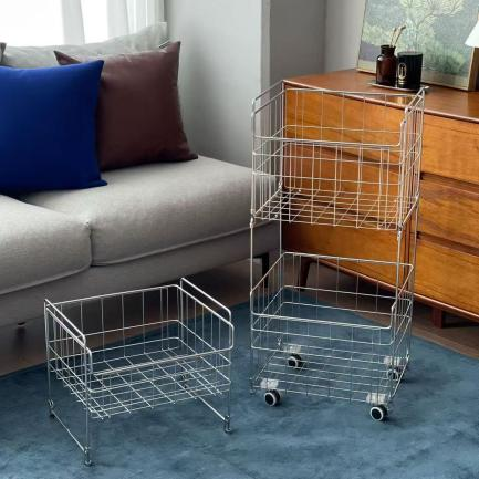 En snygg och praktisk utdragbar tvättkorg i tre våningar